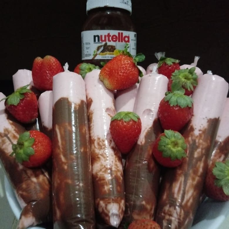 Geladinho-sabor-Morango-com-Nutella.jpg